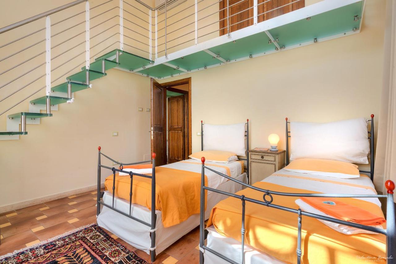 Agriturismo Tenuta Pakravan Papi Riparbella Esterno foto