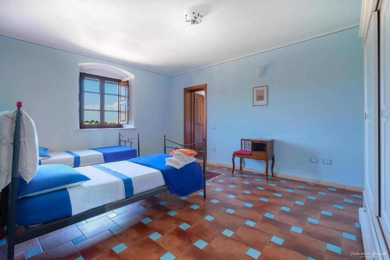 Agriturismo Tenuta Pakravan Papi Riparbella Esterno foto