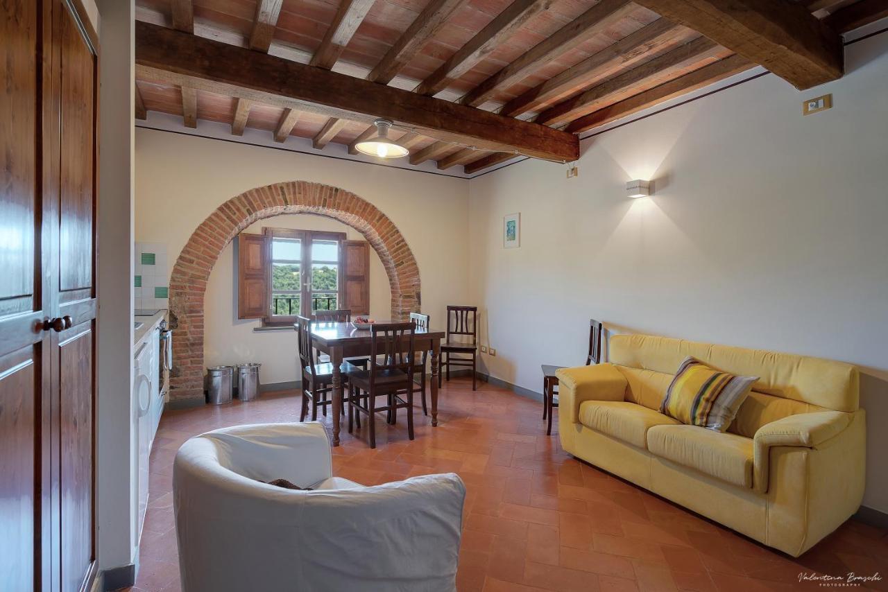 Agriturismo Tenuta Pakravan Papi Riparbella Esterno foto