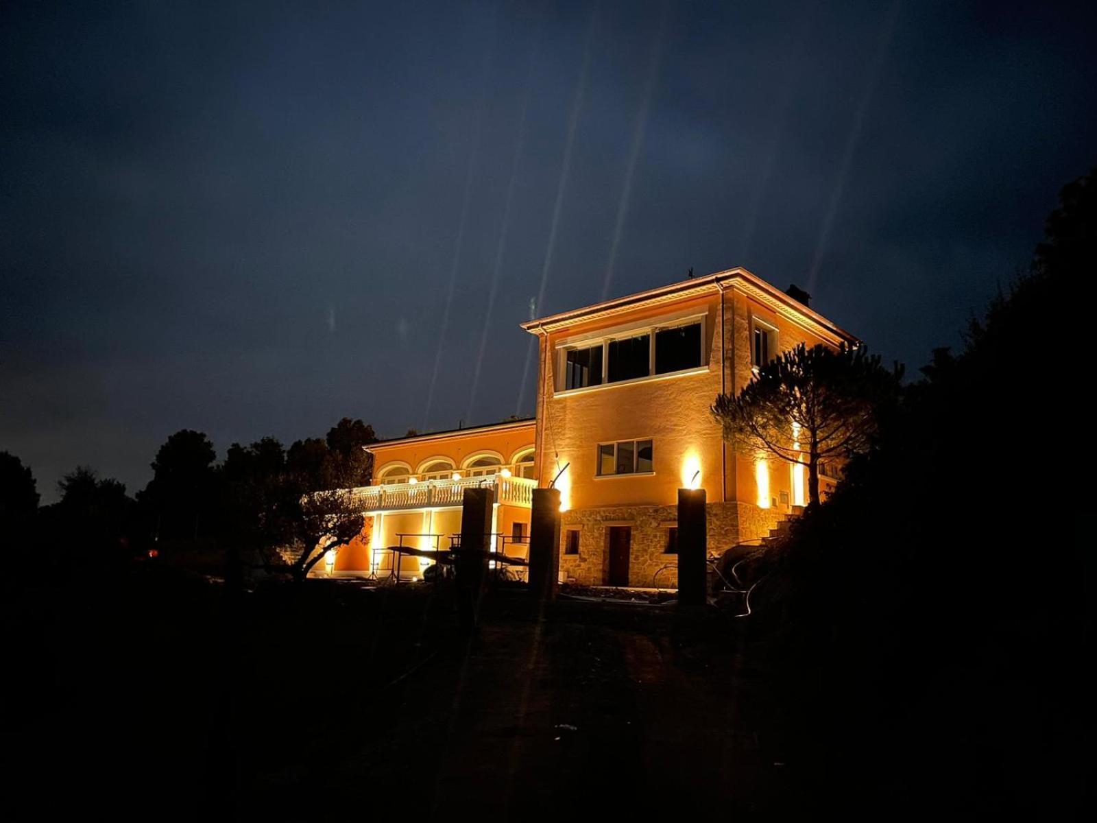 Agriturismo Tenuta Pakravan Papi Riparbella Esterno foto
