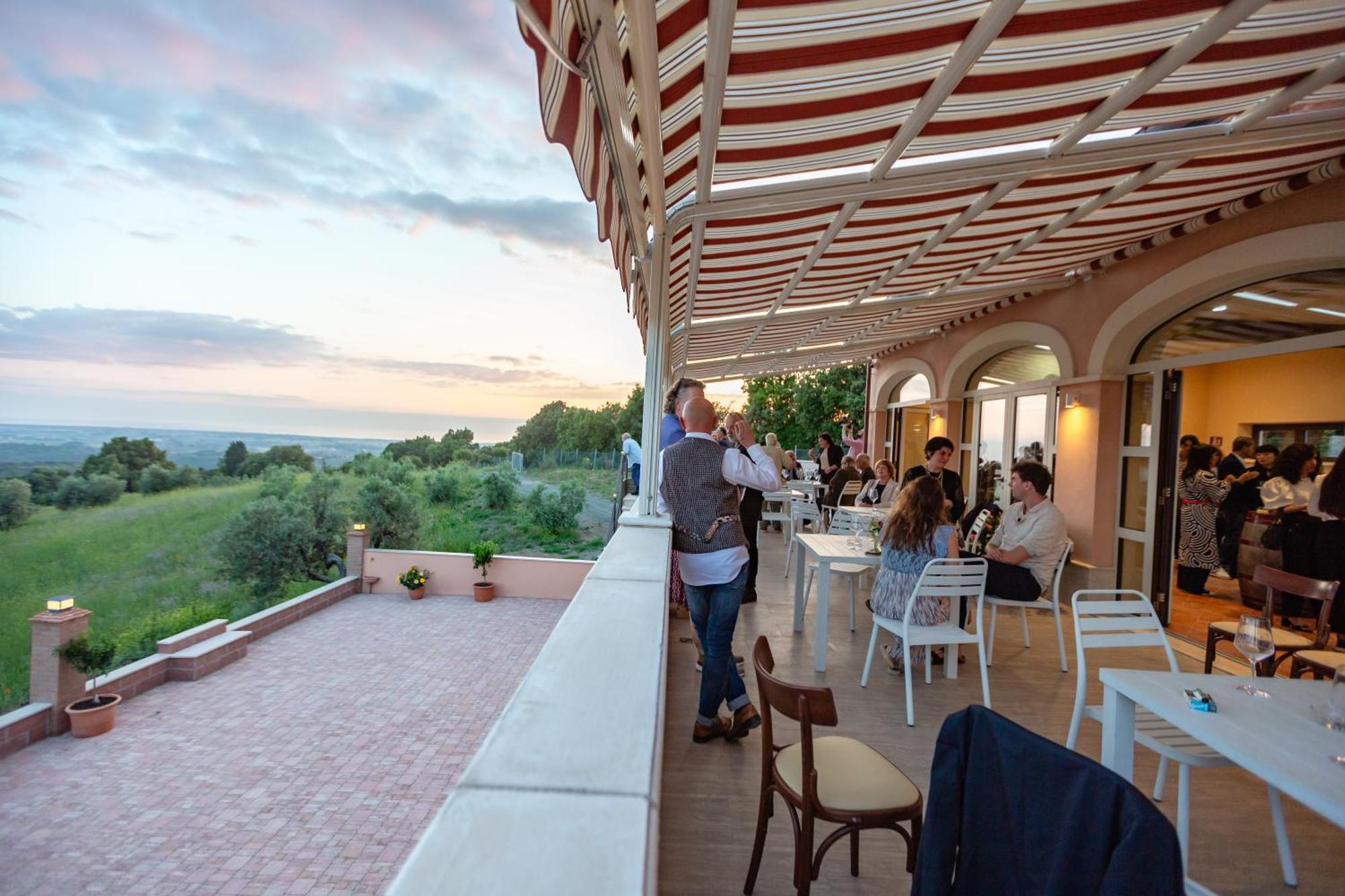 Agriturismo Tenuta Pakravan Papi Riparbella Esterno foto