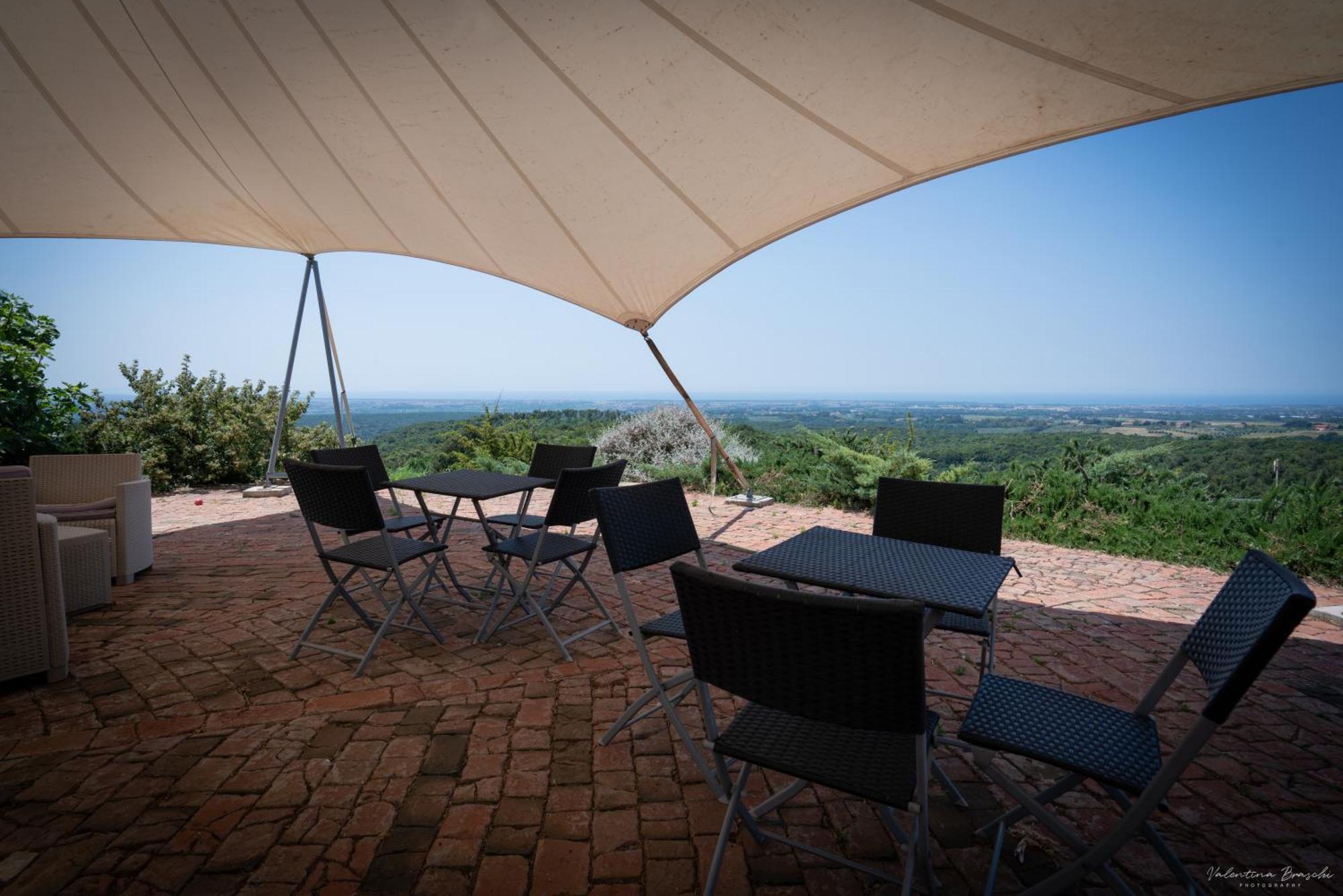 Agriturismo Tenuta Pakravan Papi Riparbella Esterno foto